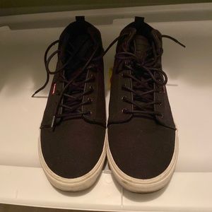 Levis high top